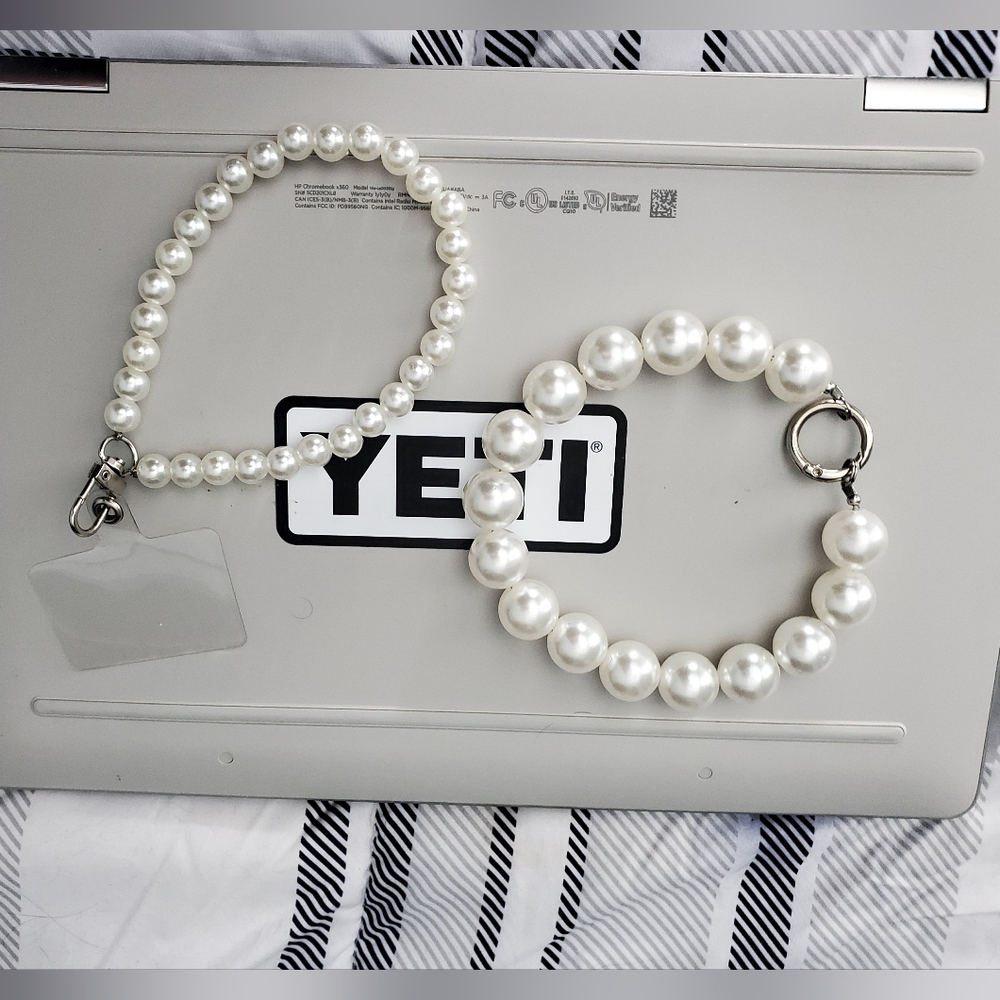Pearl Cell Phone Straps